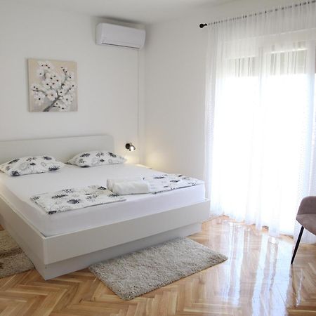 Rooms Kresan Zadar Exteriör bild