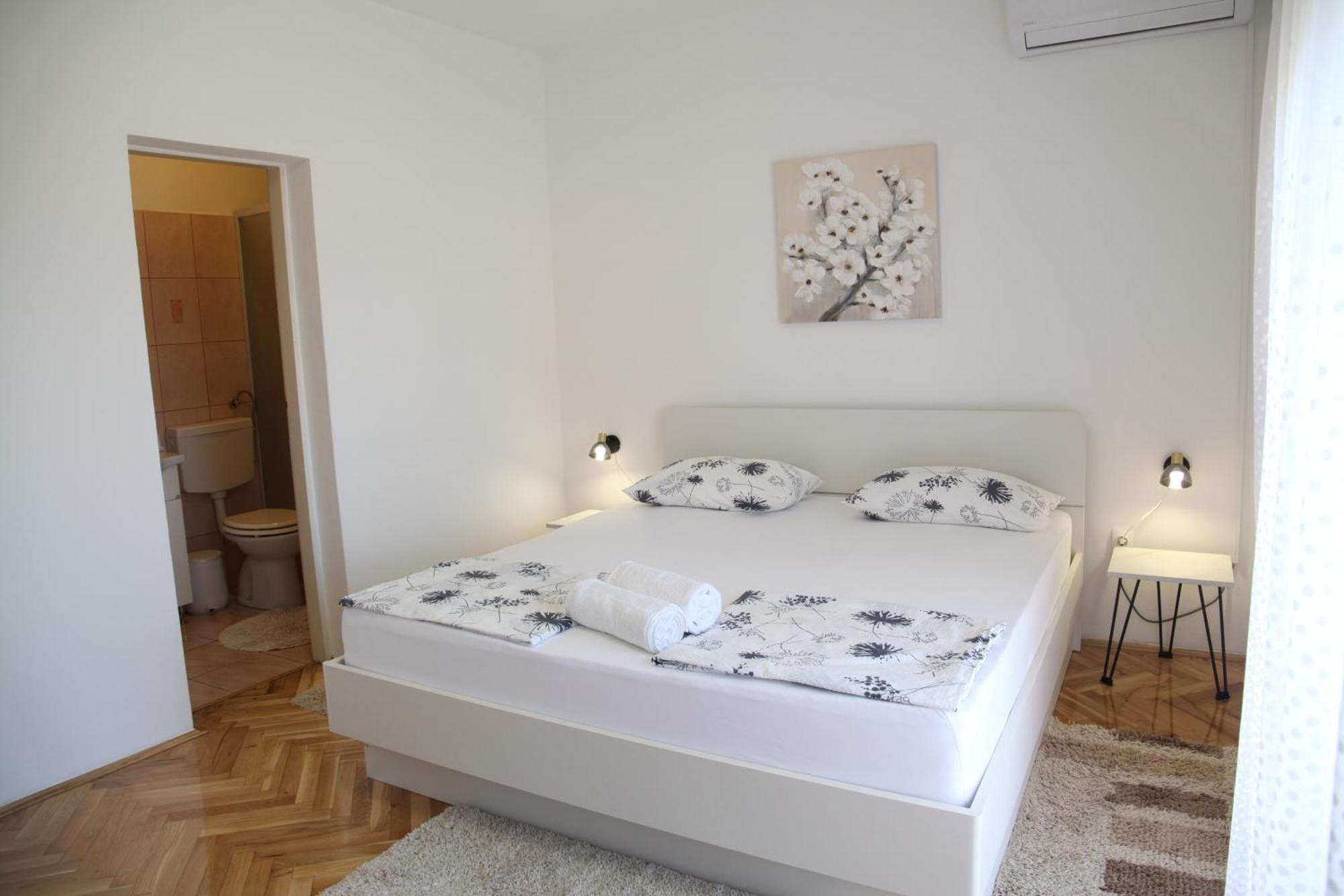 Rooms Kresan Zadar Exteriör bild