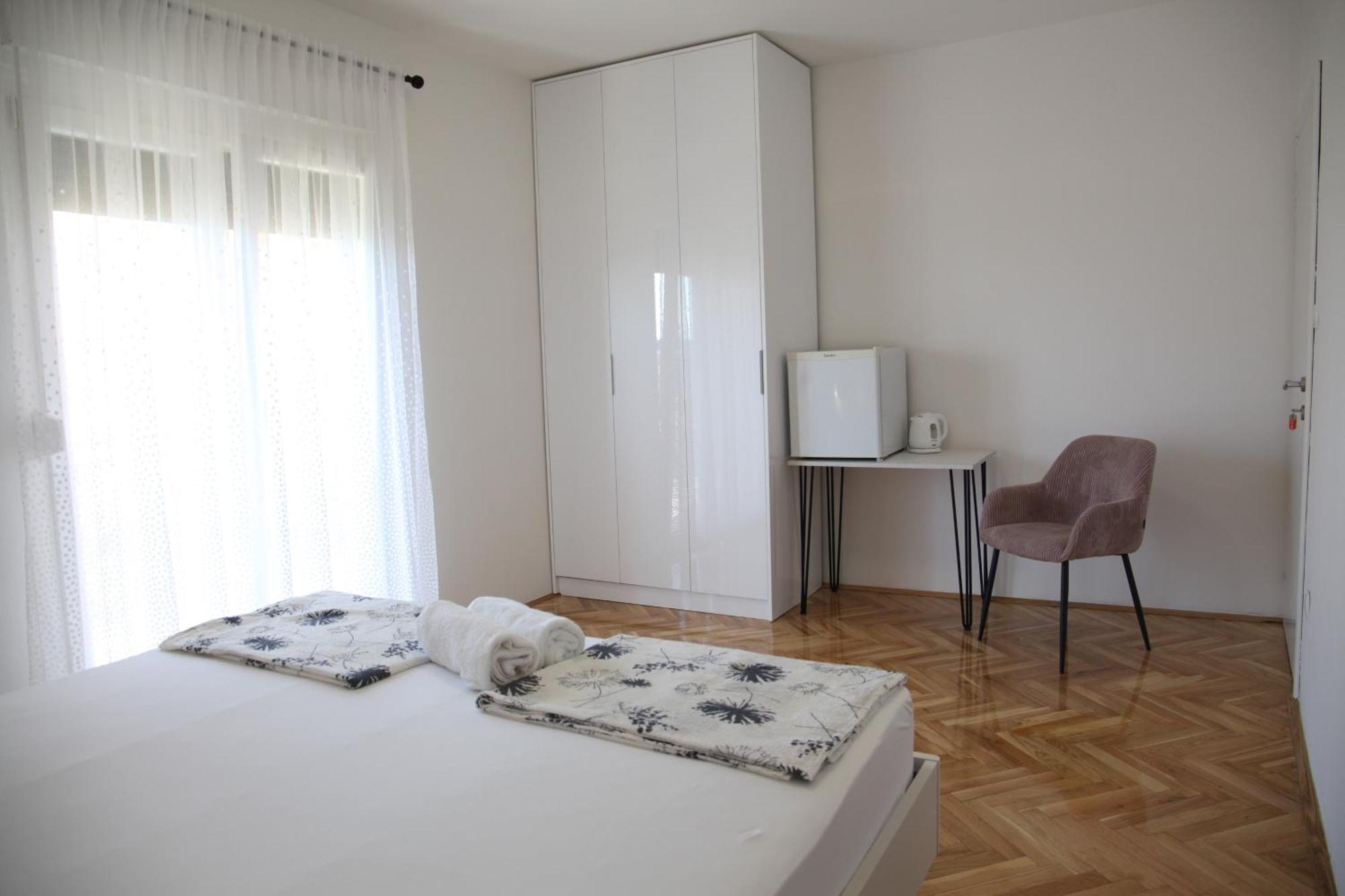 Rooms Kresan Zadar Exteriör bild